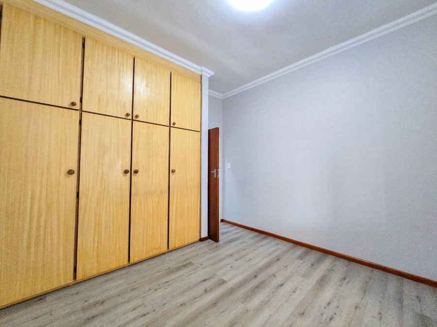 5 Bedroom Property for Sale in Jongensfontein Western Cape